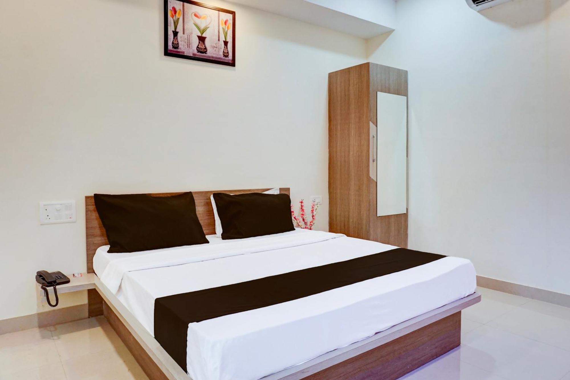 Hotel O Atithi Executive Méribel Village Dış mekan fotoğraf
