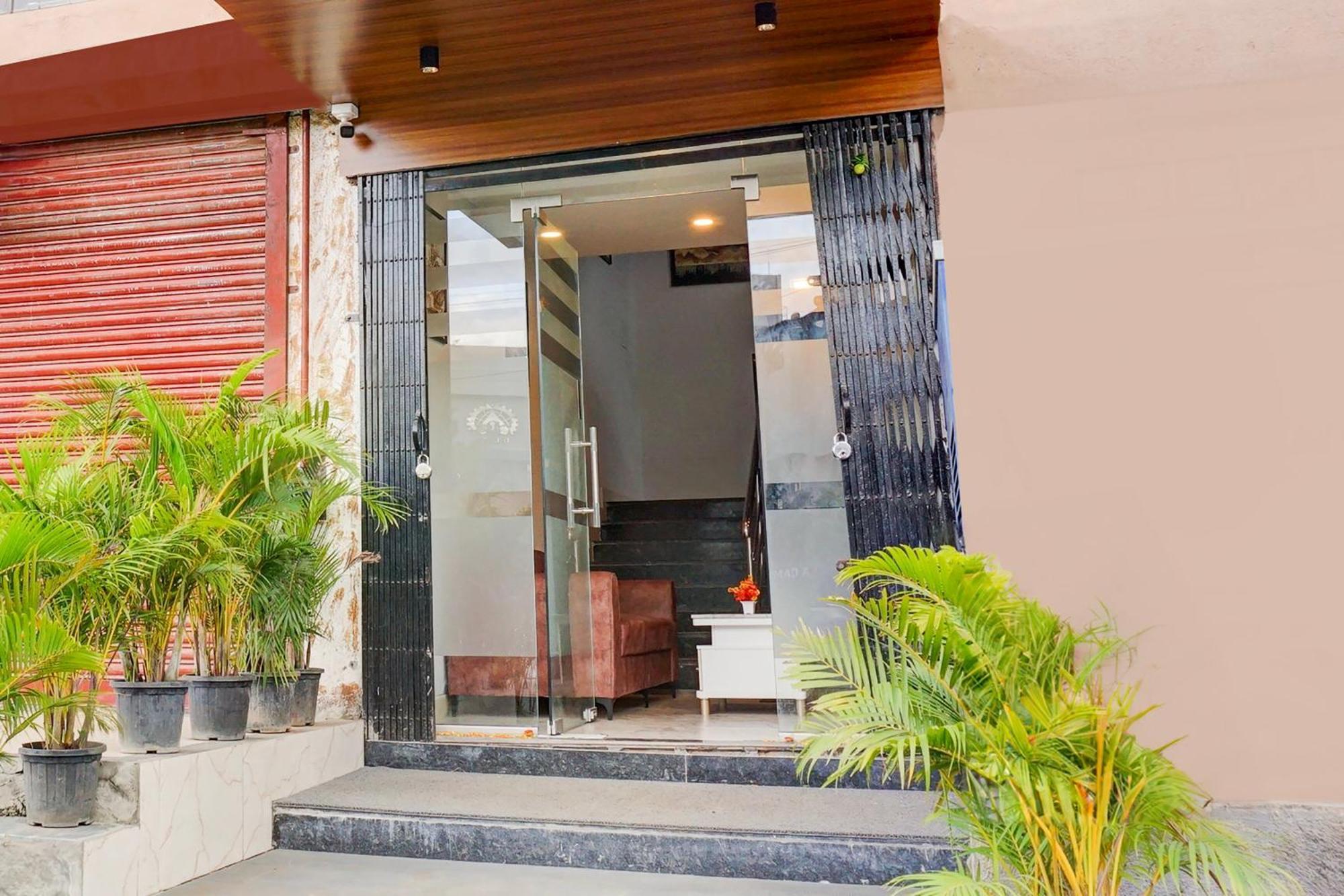 Hotel O Atithi Executive Méribel Village Dış mekan fotoğraf