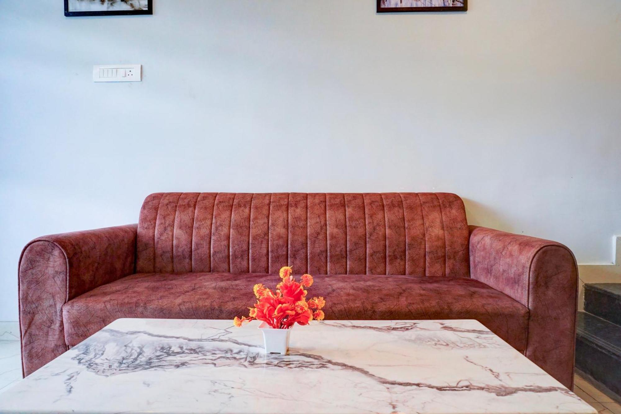 Hotel O Atithi Executive Méribel Village Dış mekan fotoğraf
